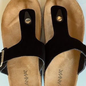 Black T Strap Glory Sandals